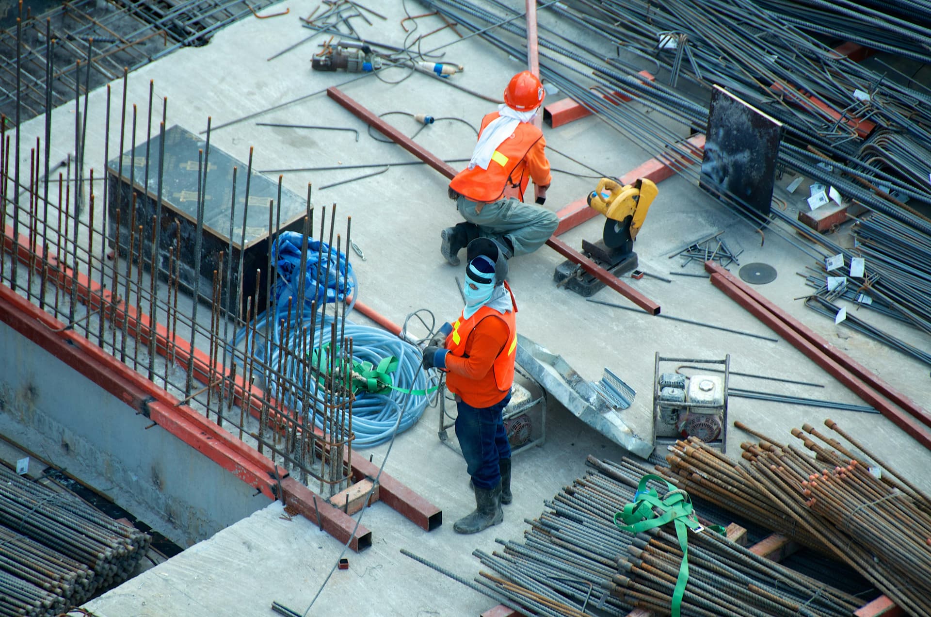 Technicien ProService au travail sur un chantier